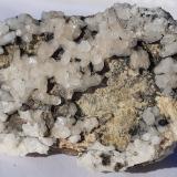 Quartz<br />Weißer Schrofen, Strass im Zillertal, Schwaz District, North Tyrol, Tyrol/Tirol, Austria<br />5,5 x 3,5 cm<br /> (Author: Volkmar Stingl)