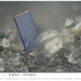 Anatase on Quartz<br />Margarethe Mine, Dränge Valley, Hasserode, Wernigerode, Harz, Saxony-Anhalt/Sachsen-Anhalt, Germany<br />fov 1.56 mm<br /> (Author: ploum)