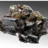 Ferberite, Arsenopyrite, Quartz, Muscovite<br />Minas da Panasqueira, Aldeia de São Francisco de Assis, Covilhã, Castelo Branco, Cova da Beira, Centro, Portugal<br />16 cm x 14 cm x 8 cm<br /> (Author: silvia)