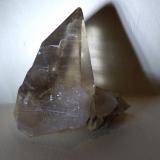Cuarzo (variedad ahumado)<br />Glaciar Miage, Valle Veny, Macizo Monte Bianco (Macizo Mont Blanc), Courmayeur, Valle de Aosta (Val d'Aosta), Italia<br />48 x 41 mm<br /> (Autor: Sante Celiberti)