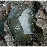 Fluorapatite, Muscovite<br /><br />11 cm x 6 cm x 5 cm<br /> (Author: silvia)
