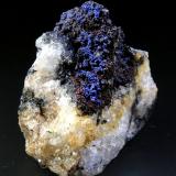 Fosfosiderita<br />Mina Sitio do Castelo (Cantera Folgosinho), Folgosinho, Gouveia, Distrito Guarda, Región Centro, Portugal<br />4 x 4 cm.<br /> (Autor: Antonio P. López)