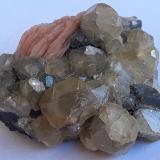 Cerussite, Baryte<br />Mibladen (Mibladen mining district), Midelt, Midelt Province, Drâa-Tafilalet Region, Morocco<br />3,5 x 3,5 cm<br /> (Author: Volkmar Stingl)