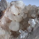 Calcite<br />Wildangerspitze, Karwendel Mountains, Thaur, Innsbruck-Land District, Tirol Norte, Tyrol/Tirol, Austria<br />7,5 x 5,5 cm<br /> (Author: Volkmar Stingl)