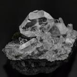 Quartz<br />Zhob Valley, Quetta District, Balochistan (Baluchistan), Pakistan<br />9.6 x 9.5 cm<br /> (Author: am mizunaka)