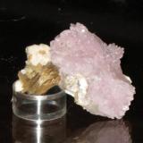 Rose quartz muscovite.jpg (Author: Tracy)