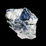 Cuprita<br />Mina Mashamba West, Distrito Kolwezi, Lualaba, Cinturón de cobre de Katanga, Katanga (Shaba), República Democrática del Congo (Zaire)<br />6 x 6 cm<br /> (Autor: Antonio P. López)