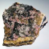 Hörnesita<br />Corta Mercedes, Minas de Cala, Cala, Comarca Sierra de Huelva, Huelva, Andalucía, España<br />6 x 5 cm.<br /> (Autor: Antonio P. López)