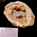 Quartz<br />Monroe County, Indiana, USA<br />11 cm<br /> (Author: Bob Harman)