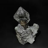 Quartz, Calcite, Dolomite<br />Treasure Mountain Diamond Mine, Little Falls, Herkimer County, New York, USA<br />5.2 x 3.6 cm<br /> (Author: am mizunaka)
