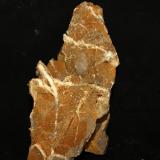 Calcita<br />Cantera Cabezoncillo, Cabeçonet/Alto del Salmitre, Municipio Busot, Comarca Campo de Alicante, Alicante / Alacant, Comunidad Valenciana / Comunitat Valenciana, España<br />10.5 x 4.5 cm<br /> (Autor: Pedro Antonio)
