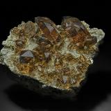 Quartz (variety smoky quartz)<br />Galenstock Mountain, Tiefenbach, Urseren, Uri, Switzerland<br />9.9 x 7.4 cm<br /> (Author: am mizunaka)