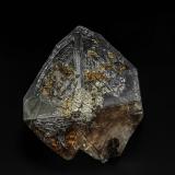 Quartz (variety smoky quartz), Calcite<br />Lowville, Lewis County, New York, USA<br />4.4 x 5.2 cm<br /> (Author: am mizunaka)