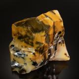 Common Opal<br />Virgin Valley, Humboldt County, Nevada, USA<br />6.8 x 6.1 x 3.2 cm<br /> (Author: Michael Shaw)