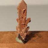 Scorodite, ArseniosideriteMinas Kamariza, Agios Konstantinos, Distrito minero Lavrion, Prefectura Attikí (Attica), Grecia24 x 10 mm (Author: Sante Celiberti)