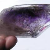 Amethyst quartz. Goboboseb. Namibia. 10x4,5x3 cm (Author: José Miguel)