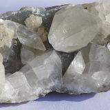 Calcite, Pyrite<br />Yongping, Yanshan, Shangrao Prefecture, Jiangxi Province, China<br />6 x 3 cm<br /> (Author: Volkmar Stingl)