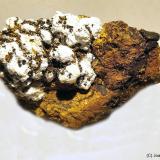 AlumohidrocalcitaElvira Mine, Rocabruna, Bruguers, Gavà, Comarca Baix Llobregat, Barcelona, Catalonia / Catalunya, Spain60 x 40 mm (Autor: Joan Niella)