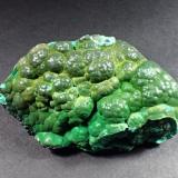 Malachite<br />Copper Queen Mine, Queen Hill, Bisbee, Warren District, Mule Mountains, Cochise County, Arizona, USA<br />65 mm x 45 mm<br /> (Author: Don Lum)