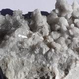 Quartz, Calcite<br />Baimashan tunnel (construction site), Qianbaxia, Wuyishan, Nanping Prefecture, Fujian Province, China<br />8,5 x 5 cm<br /> (Author: Volkmar Stingl)