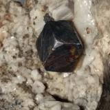 Albita (variedad periclino), PiritaVal Pfunders (Val Fundres), Vintl (Vandoies), Val Pusteria District, Trento Province, Trentino-Alto Adige (Trentino-Südtirol), Italy68 x 63 mm (Autor: Sante Celiberti)