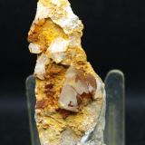 Calcita<br />Cantera Cabezoncillo, Cabeçonet/Alto del Salmitre, Municipio Busot, Comarca Campo de Alicante, Alicante / Alacant, Comunidad Valenciana / Comunitat Valenciana, España<br />10 x 2.5 cm<br /> (Autor: Pedro Antonio)