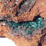 Brochantite<br />Christiana Mine, Kamariza Mines, Agios Konstantinos, Lavrion Mining District, Attikí (Attica) Prefecture, Greece<br />4,5 x 3,5 cm<br /> (Author: Volkmar Stingl)