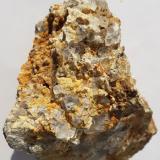 Azurite, Fluorite, Quartz (variety chalcedony)<br />Yongping Mine, Yongping, Yanshan, Shangrao Prefecture, Jiangxi Province, China<br />7 x 5 cm<br /> (Author: Volkmar Stingl)