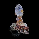 Cuarzo, Siderita, Pirita<br />Corta Brunita, La Peraleja, Sierra Minera de Cartagena-La Unión, La Unión, Comarca Campo de Cartagena, Región de Murcia (Murcia), España<br />19x9x8mm<br /> (Autor: Carlos Pareja)