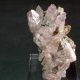 Cuarzo (variedad amatista)<br />Bombori, Provincia Chayanta, Departamento Potosí, Bolivia<br />30x55<br /> (Autor: Ignacio)