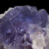 Fluorita<br />La Cabaña, Valdelmar, zona minera de Berbes, Berbes, Ribadesella, Comarca Oriente, Principado de Asturias (Asturias), España<br />Detalle de cristal de 2.5cm de arista<br /> (Autor: Raul Vancouver)