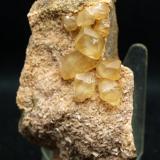 Calcita<br />Cantera Candesa, Alto de Verdenueva, Camargo, Comarca Santander, Cantabria, España<br />7.25 x 4 cm<br /> (Autor: Pedro Antonio)