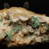 Fluorita<br />Pedrera Berta, Turó de Can Domènech, Serra de Roques Blanques, Sant Cugat del Vallès-El Papiol, Comarca Vallès Occidental / Baix Llobregat, Barcelona, Cataluña / Catalunya, España<br />13 x 5.5 cm<br /> (Autor: Pedro Antonio)