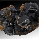 Sphalerite with CalciteMina Boldut, zona minera Cavnic, Cavnic, Maramures, Rumanía12 cm x 9 cm x 8 cm (Author: silvia)
