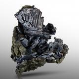 Djurleite-Chalcocite intergrowth<br />Aït Ahmane (auxiliary shaft), Agdz, Bou Azzer mining district, Zagora Province, Drâa-Tafilalet Region, Morocco<br />9.5 x 10 x 7.5 cm / main crystal: 4.9 cm<br /> (Author: MIM Museum)