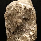 Calcita<br />Cantera Cabezoncillo, Cabeçonet/Alto del Salmitre, Municipio Busot, Comarca Campo de Alicante, Alicante / Alacant, Comunidad Valenciana / Comunitat Valenciana, España<br />12.5 x 5 cm<br /> (Autor: Pedro Antonio)
