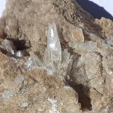 Aragonite, Baryte<br />Magnesite deposit, Bürglkopf, Hochfilzen, Kitzbühel District, North Tyrol, Tyrol/Tirol, Austria<br />3 x 3 cm<br /> (Author: Volkmar Stingl)