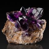 Quartz (variety amethyst)<br />Goboboseb Mountains, Brandberg area, Erongo Region, Namibia<br />15 x 12 x 14 cm / main crystal: 7.7 cm<br /> (Author: MIM Museum)