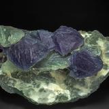 Fluorite<br />De'an Mine, Wushan, De'an, Jiujiang Prefecture, Jiangxi Province, China<br />12.4 x 6.7 cm<br /> (Author: am mizunaka)