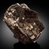 Kupletskite<br />Poudrette Quarry, Mont Saint-Hilaire, La Vallée-du-Richelieu RCM, Montérégie, Québec, Canada<br />4.5 x 4 x 2 cm / main crystal: 4.4 cm<br /> (Author: MIM Museum)