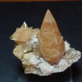 Calcita<br />Ohio, USA<br />60x50 mm<br /> (Autor: Ignacio)