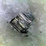 Arsenopirita<br />Concesión La Parrilla, Santa Amalia, Don Benito-Almoharín, Comarca Vegas Altas, Cáceres, Extremadura, España<br />Cristal de 4 mm.<br /> (Autor: Antonio P. López)