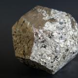 Pirita<br />Concesión San Carlos, Valuengo, Jerez de los Caballeros, Comarca Sierra Suroeste, Badajoz, Extremadura, España<br />4 x 4 cm.<br /> (Autor: Antonio P. López)