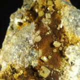 WulfenitaMinas del Barranco del Humo, Albuñuelas, Comarca Valle de Lecrín, Granada, Andalucía, EspañaAncho de la foto: 3 x 4 cm. (Autor: Felipe Abolafia)