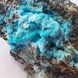 Chrysocolla, Fluorite, Barite<br />Yongping, Yanshan, Shangrao Prefecture, Jiangxi Province, China<br />4 x 2,5 cm<br /> (Author: Volkmar Stingl)
