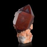 Quartz (variety hematoide)<br />Girtis Farm 109, Orange River, Karasburg District, ǁKaras Region, Namibia<br />5 x 4.5 x 7.5 cm / main crystal: 6.2 cm<br /> (Author: MIM Museum)