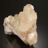 WitheriteMina Minerva I, Grupo Ozark-Mahoning, Sub-Distrito Cave-in-Rock, Condado Hardin, Illinois, USA8.0 x 5.0 x 4.5 cm (Author: Michael Shaw)