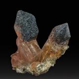 Quartz, Hematite<br />Madagascar<br />5.0 x 4.2 cm<br /> (Author: am mizunaka)