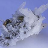 Quartz, Chalcopyrite<br />Cavnic mining area, Cavnic, Maramures, Romania<br />6,5 x 4,5 cm<br /> (Author: Volkmar Stingl)