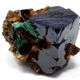 Azurita, MalaquitaOumjrane mining area, Alnif Commune, Tinghir Province, Drâa-Tafilalet Region, Morocco3,2 x 3,1 x 2,5 cm. (Autor: carles)